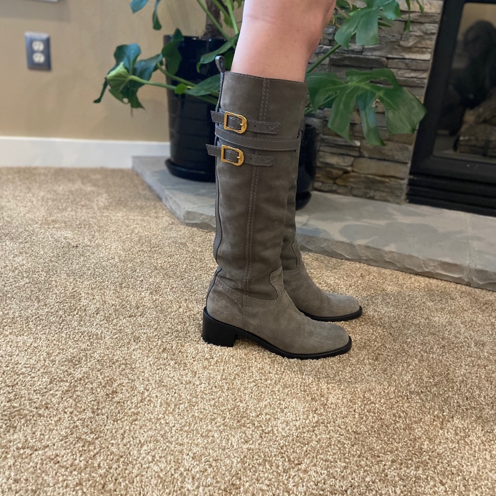 Gucci suede boots